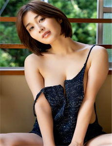女人张腿让男人桶免费